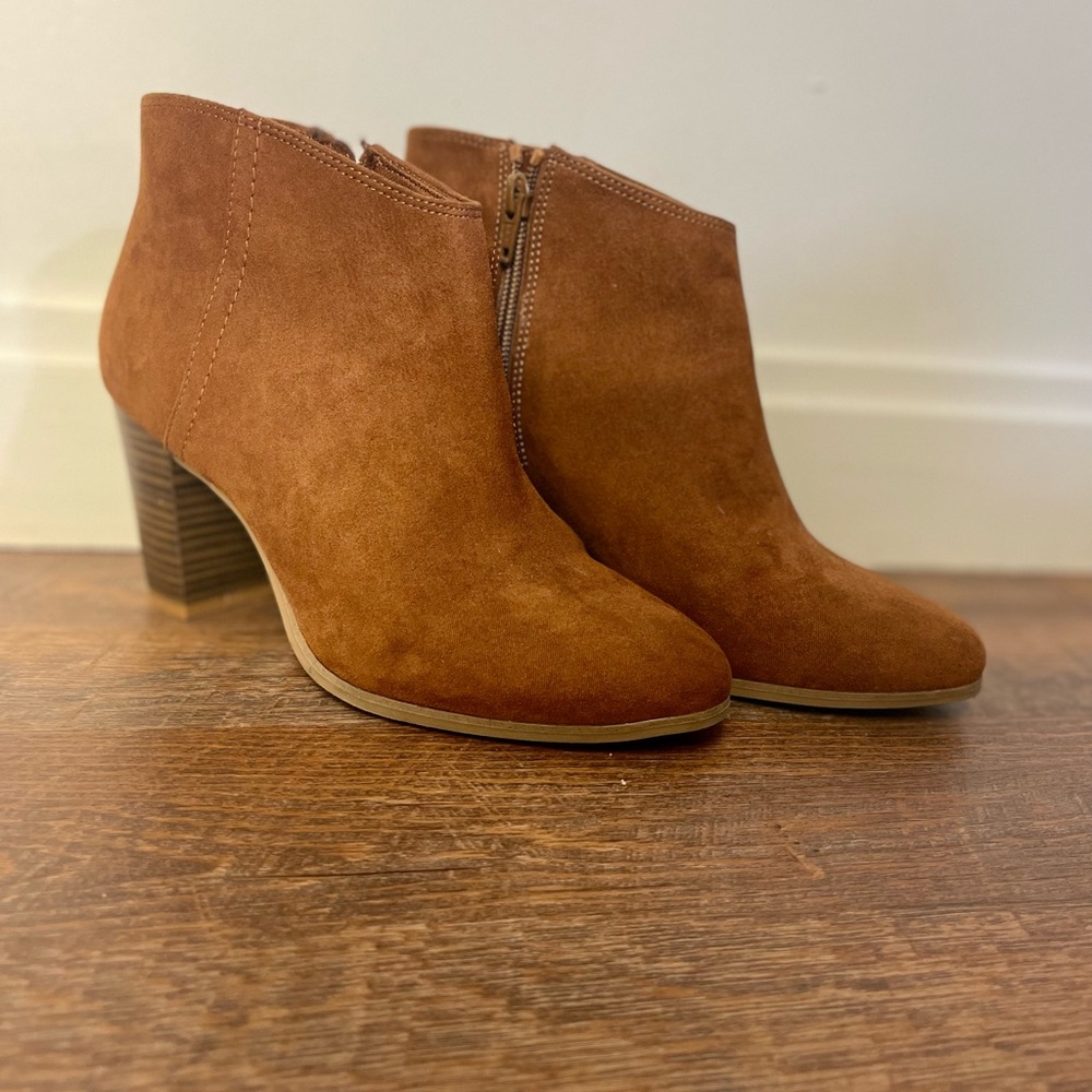 Old Navy Tan Ankle Booties